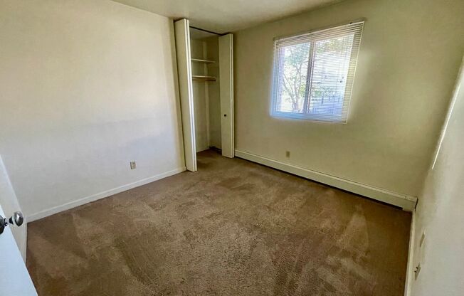 1 bed, 1 bath, $825, Unit 116