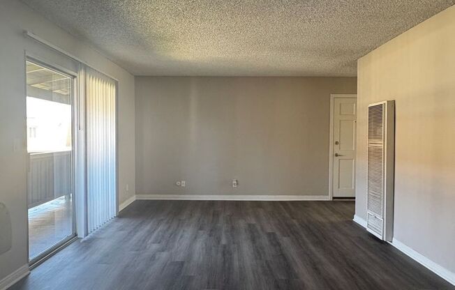 1 bed, 1 bath, 820 sqft, $2,340, Unit S067