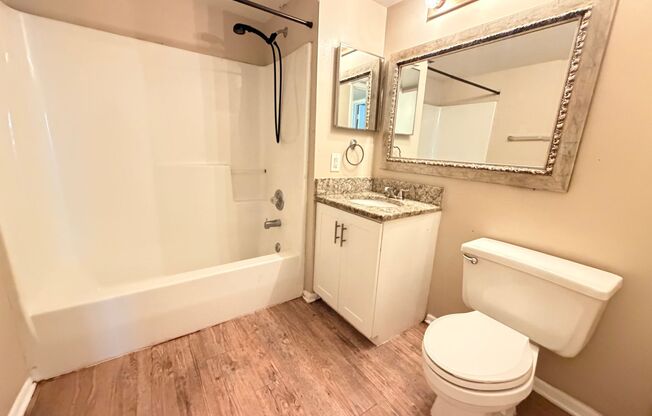 3 beds, 2 baths, 1,150 sqft, $1,850, Unit 8115-2