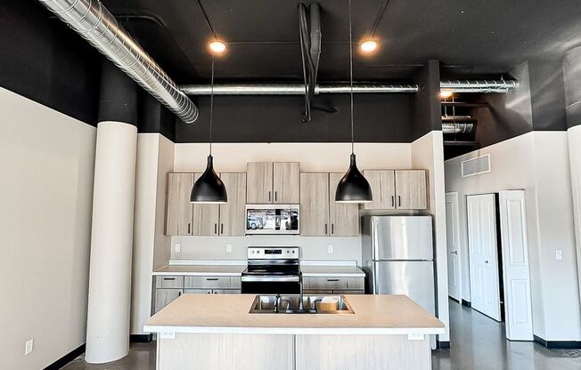 2 beds, 2 baths, 1,339 sqft, $1,940, Unit 124