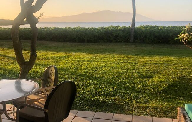 Molokai - Wavecrest - oceanfront 1 bedroom 1 bath condo