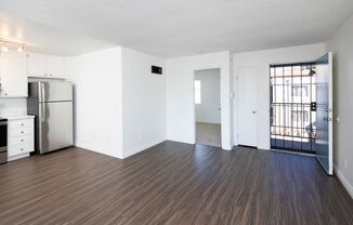 1 bed, 1 bath, 550 sqft, $1,900, Unit C106