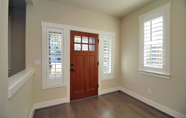 Craftsman-Style 4 Bedroom Family Home in Sherwood