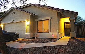 3 BEDROOM HOME IN CAREFREE CROSSING