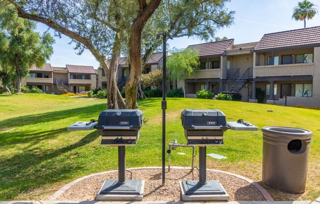 2 beds, 2 baths, 919 sqft, $1,675, Unit 1098