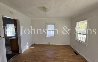 2 beds, 1 bath, $995