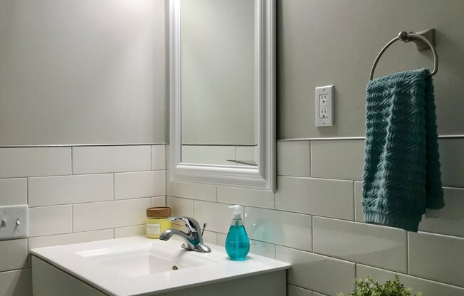1 bed, 1 bath, 700 sqft, $1,295, Unit 1930314