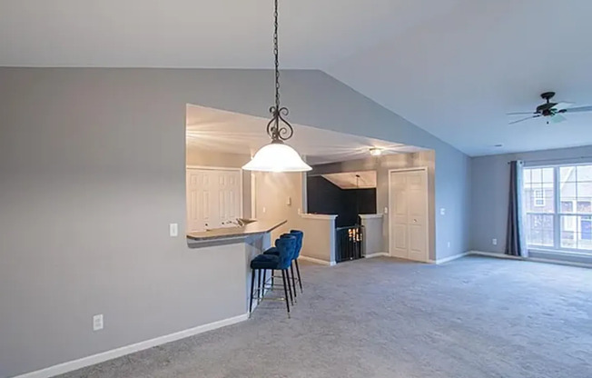 Updated Chesterfield Condo