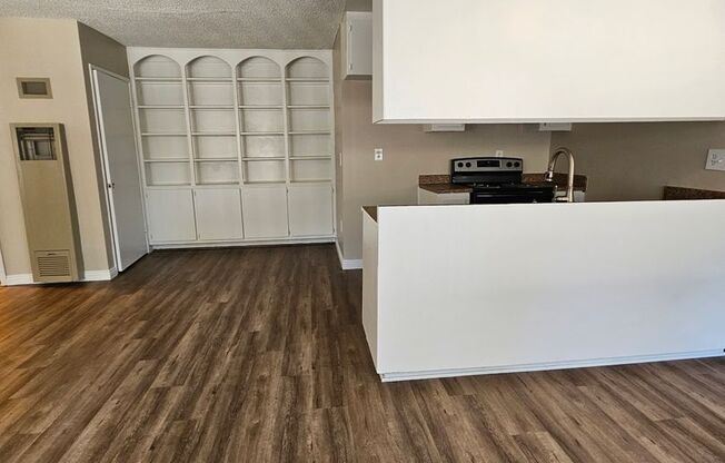 1 bed, 1 bath, 475 sqft, $1,700, Unit 04