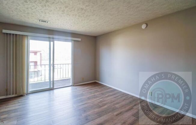 2 beds, 1 bath, 925 sqft, $935, Unit 820/301