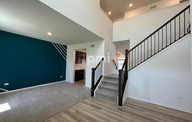 2080 E 110 LN