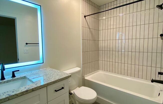 Studio, 1 bath, 450 sqft, $1,500, Unit 005