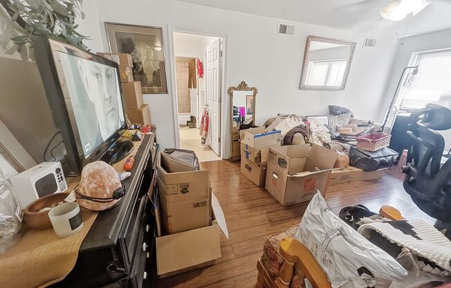1 bed, 1 bath, $1,595, Unit 1111H-409