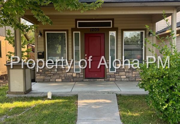 1205 W TARGEE