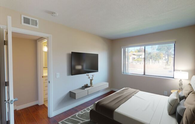 2 Bed/2 Bath, Centrally Located in Brea!