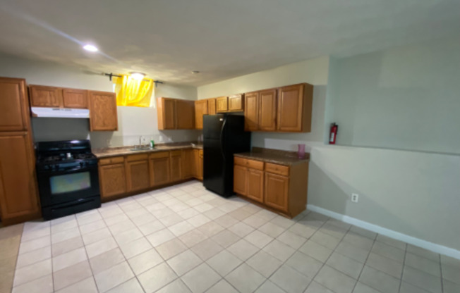 11 HANDY ST