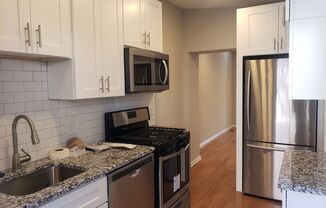 Amazing Fed Hill 2bd/1ba gut renovation w/ CAC, W/D & more! Available 12/15