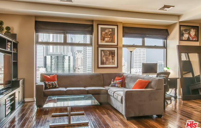 1 bed, 2 baths, 1,200 sqft, $3,800, Unit 1506