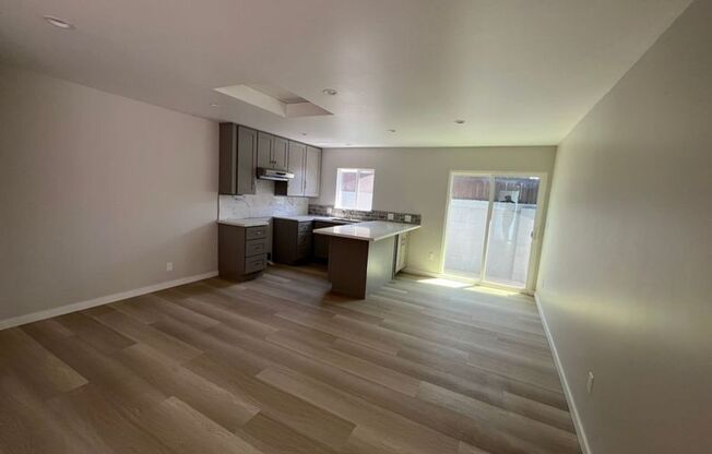 51st Street Apartments Triplex