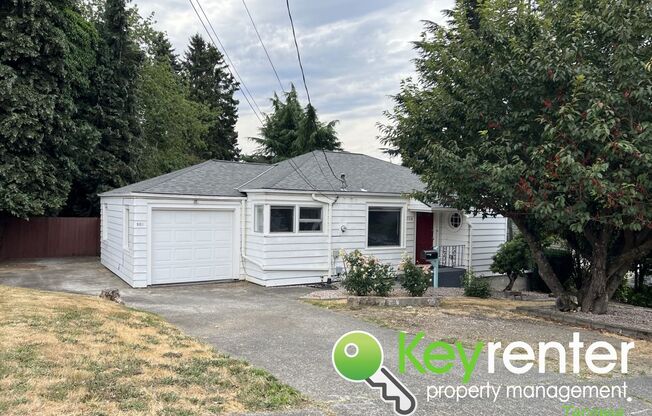 Adorable Centrally Located Tacoma House!