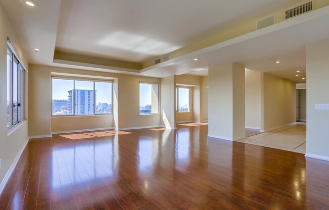 Amazing views from this gorgeous Bankers Hill condo!