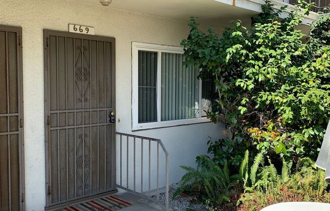 657 - 671 1/2 S. FIRST AVE. COVINA, CA