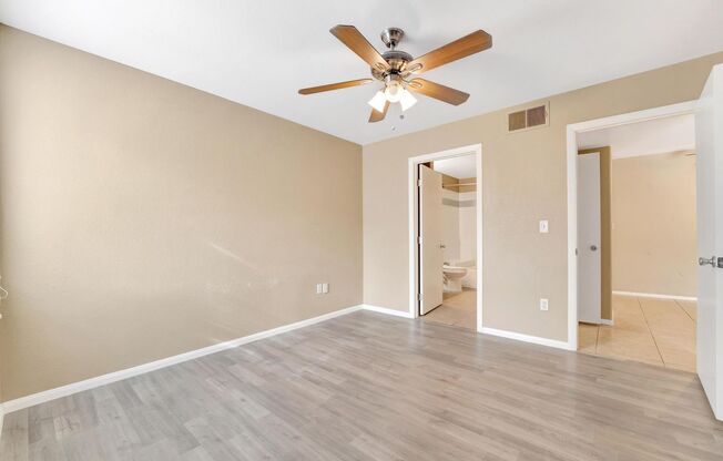 1 bed, 1 bath, $1,100, Unit # 1139