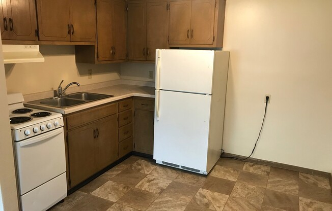 Forestview 2 Bedroom Lower Unit