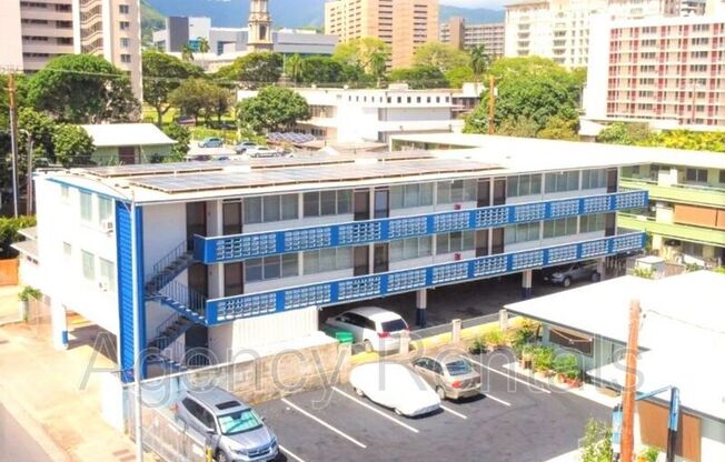1019 Punahou St