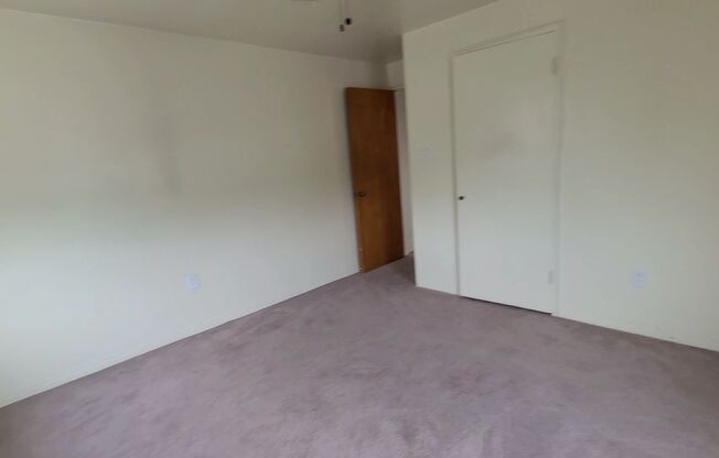 1 bed, 1 bath, 1 sqft, $950, Unit ABB - A-12