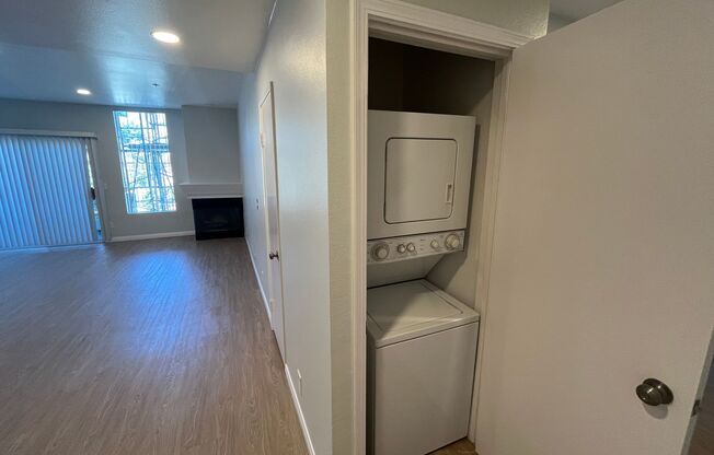 3 beds, 2 baths, 1,250 sqft, $3,198, Unit 102