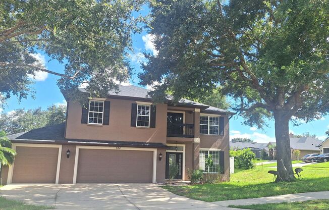 VA-VA ROOM! 5 BR  Home in Debary Country Club CALL LINDA PATTI, REALTOR 386.837.2882