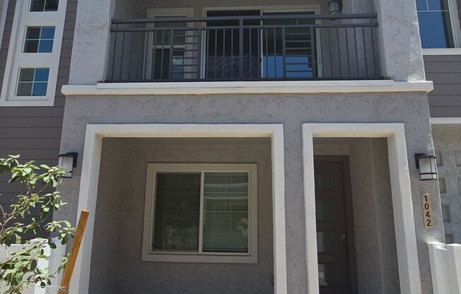 Newly built 3bed 2 bath townhome in mesa