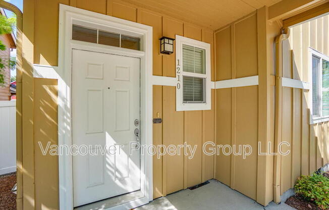 1210 SE 7 ST
