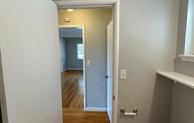 1 bed, 1 bath, 550 sqft, $2,300, Unit 4
