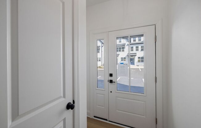 **OFFERING RENT DISCOUNT PROMOTION FOR FIRST 6 MONTHS** New Construction 4BD, 3.5BA Raleigh Townhome in a Great Location