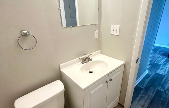 2 beds, 1.5 baths, 1,100 sqft, $1,025, Unit 716-A