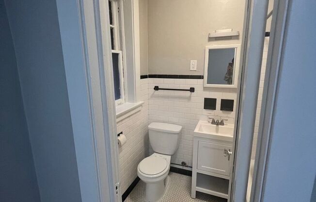 1 bed, 1 bath, $1,499, Unit 82