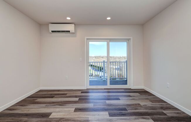 1 bed, 1 bath, 740 sqft, $2,100, Unit Apt 1107