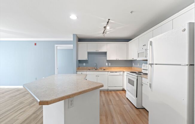 2 beds, 2 baths, $1,500, Unit # 621