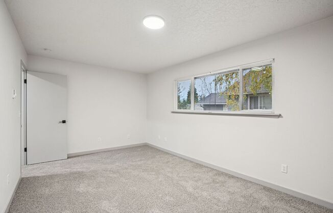 3 beds, 1.5 baths, 1,246 sqft, $2,199, Unit 2611-1