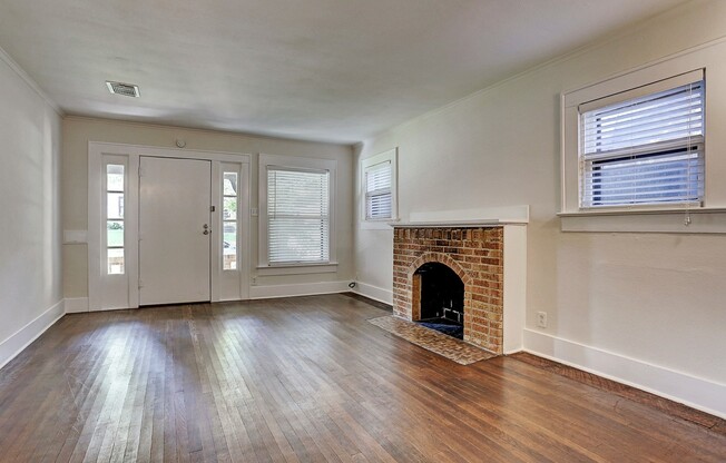 Well Maintained 2 Bedroom House