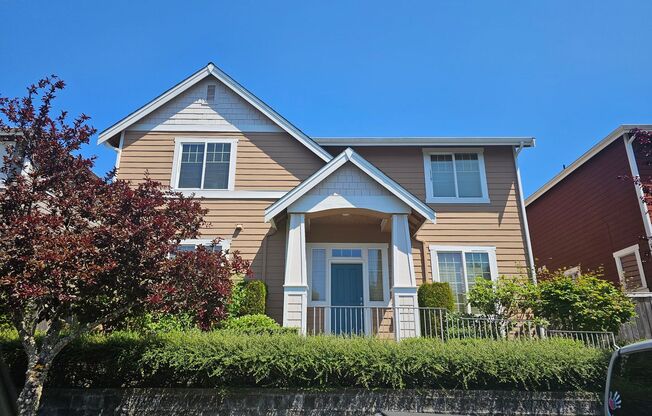 Park Ridge in Fircrest rental home - Move IN Special - 4 bed plus den 3 bath-  2 story home - Available NOW!