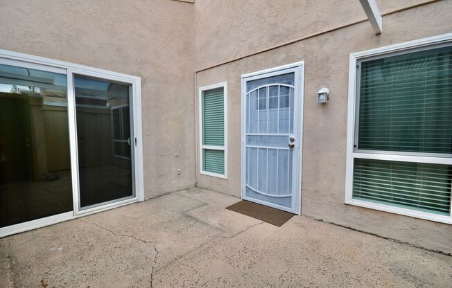 Remodeled 2 Bedroom Townhome in Fullerton