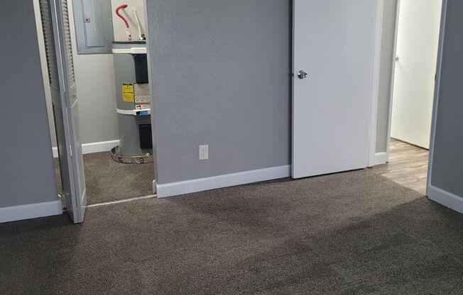 3 beds, 1 bath, 945 sqft, $1,700, Unit 1326 M4