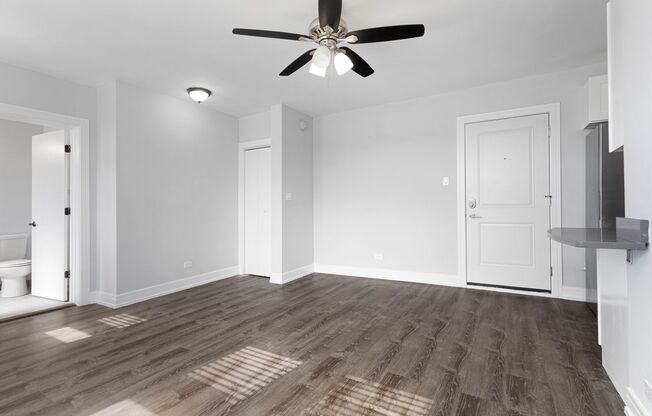 Studio, 1 bath, 311 sqft, $1,475, Unit 505