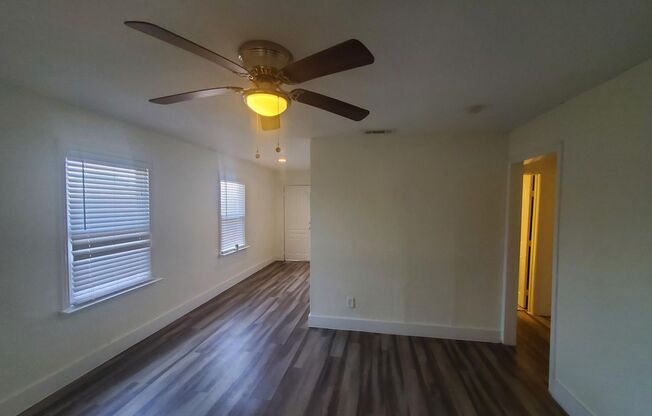 2 beds, 1 bath, $1,375