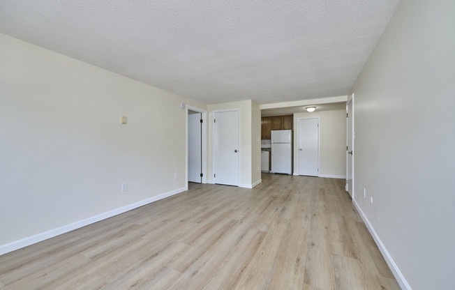 15 Old Colony Ln