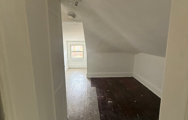 114 HIGHLAWN AVE