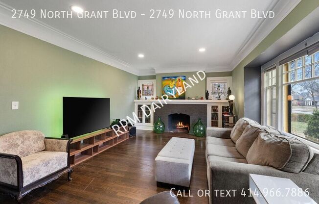 2749 N GRANT BLVD